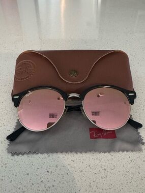 Ray-Ban Clubround Sunglasses